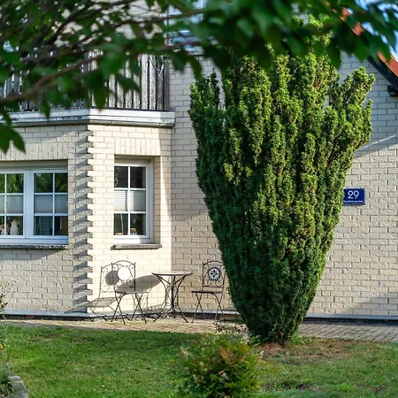 Karolinengarten *